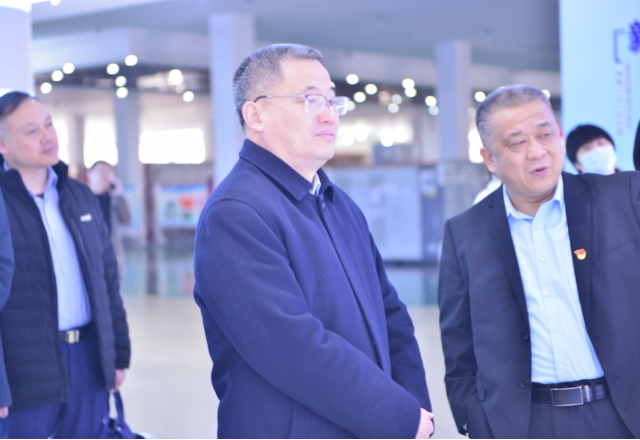 济宁市市场监督管理局局长侯典峰一行莅临华体会调研