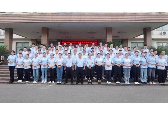 华体会2023年第三期新员工培训启动会圆满成功
