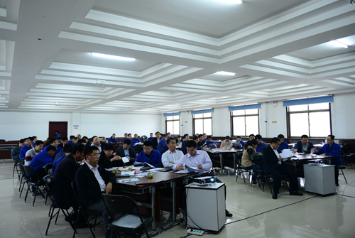 华体会电子公司中坚力量培训提升管理水平
